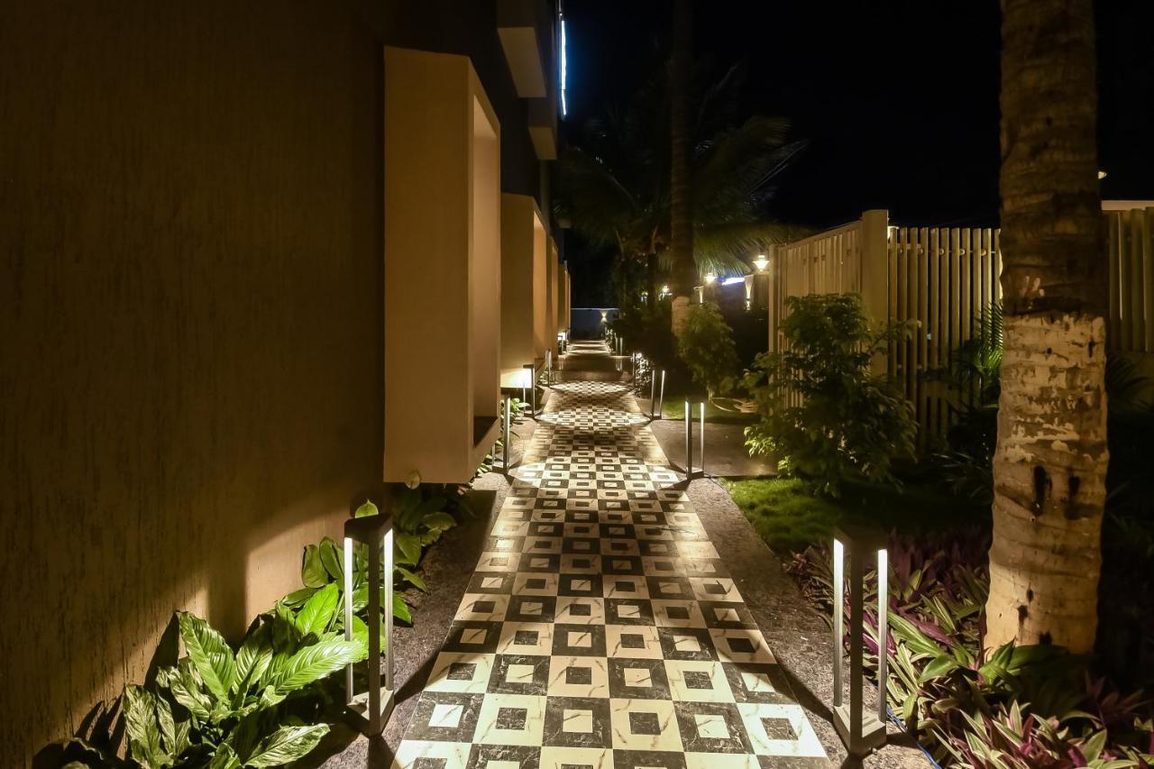 Emerald Clarks Inn Suites Mysore Exteriör bild
