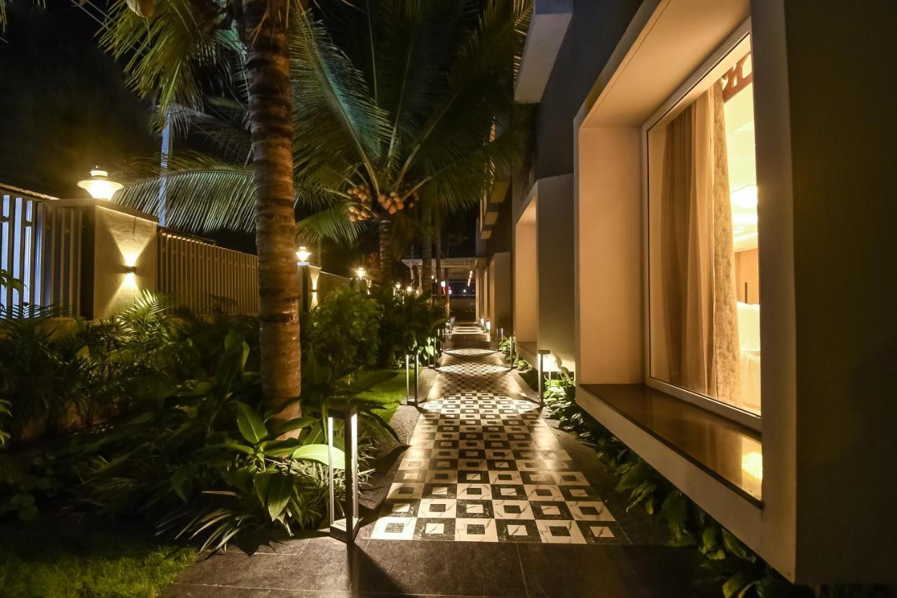 Emerald Clarks Inn Suites Mysore Exteriör bild